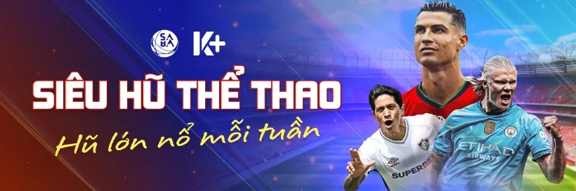 Tuyển thủ eSports đang thi đấu trên máy tính với màn hình hiển thị game và logo 65win
